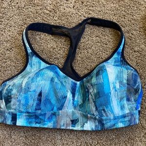 🌹Lululemon sports bra🌹